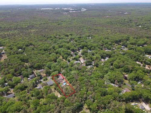 43 Madeline Rd, Panamoka NY  11961-2943 exterior