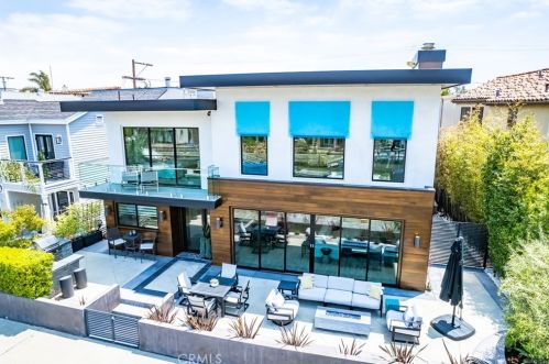 50 Rivo Alto Canal, Long Beach CA  90803-4047 exterior