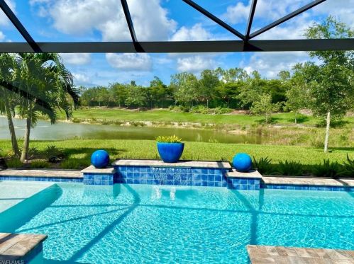 10248 Coconut Rd, Bonita Springs, FL 34135-8545