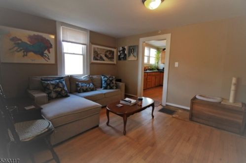 6 Birchwood Dr, Mount Olive NJ  07828-1604 exterior