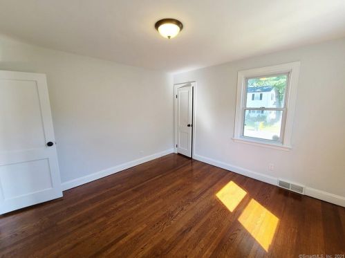 249 Wilkenda Ave, Waterbury CT  06708-3655 exterior