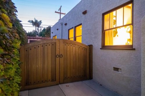 5118 Marlborough Dr, San Diego CA  92116-2029 exterior