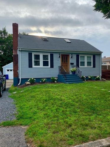 16 Florence Ave, Middletown RI  02840-4357 exterior