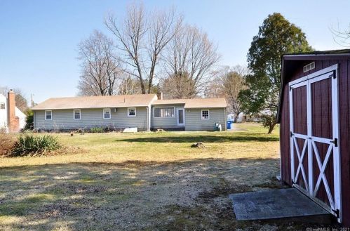 55 Foster Ln, Windsor CT exterior