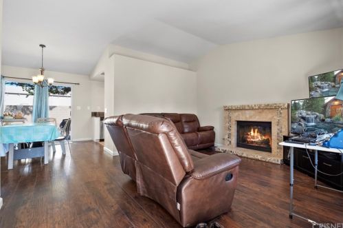 44714 Tarragon Dr, Lancaster, CA 93536-6408