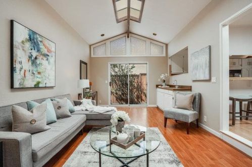 464 Yellowstone Dr, South San Francisco CA  94080-4235 exterior