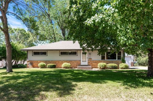 3124 Baillif Pl, Minneapolis, MN 55431-3557