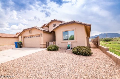1416 Silverado Dr, Sierra Vista, AZ 85635-5588