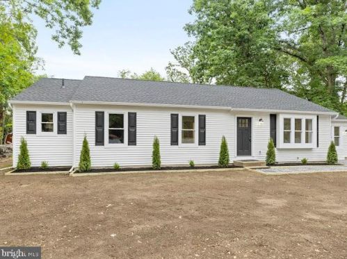 4 Whippoorwill Dr, Erial NJ  08081-9329 exterior