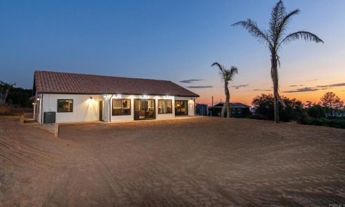 4539 Alpine, Alpine CA  91901-2110 exterior