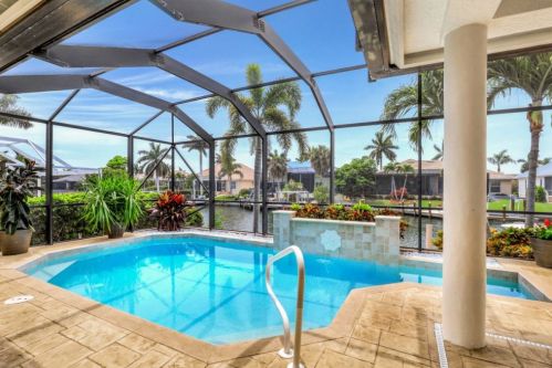 238 Sunflower Ct, Marco Island, FL 34145-5038