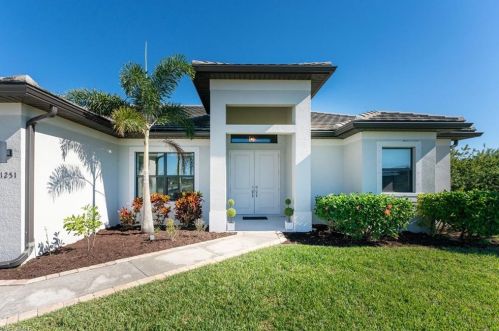 1251 35th Ave, Cape Coral, FL 33993-9443
