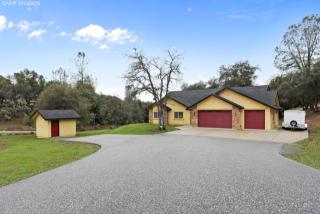370 Cuckoo Ct, Applegate, CA 95703-9754