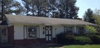 5025 Farmoor Cir, Winston Salem, NC 27105-2132