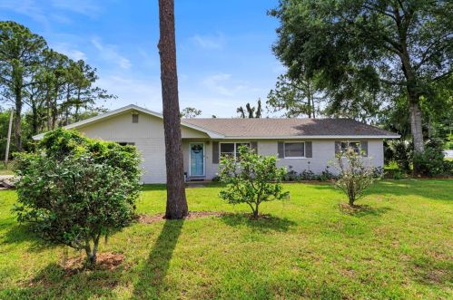 8220 Walt Williams Rd, Lakeland, FL 33809-0822