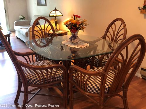 155 Blake Cir, Bricktown, NJ 08724-2472