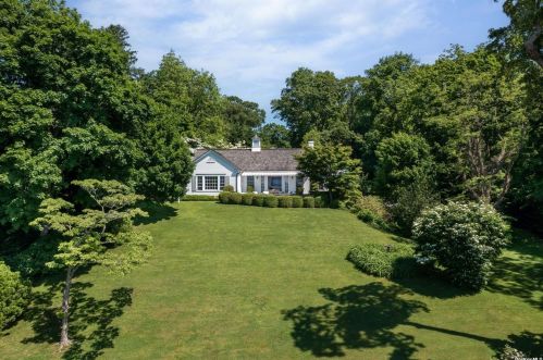514 Centre Island Rd, Muttontown, NY 11771-5015