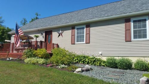 3187 State Route 22a, Hampton, NY 12837-1913