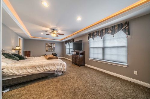 9663 Manassas Dr, Florence KY  41042-8318 exterior