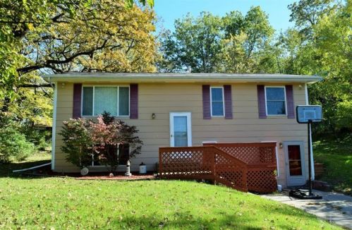 807 Main St, Fairfield, IA 52556-2250