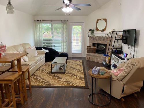 1003 Cruise St, Denton TX  76207-8137 exterior