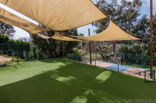 2264 Commonwealth Ave, San Diego CA 92104-5704 exterior