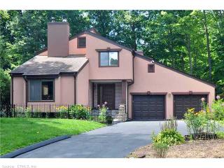 43 Basswood Rd, Farmington, CT 06032-1143