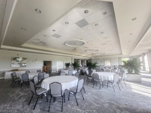 28425 Highgate Dr, Bonita Springs FL  34135-6832 exterior