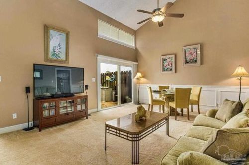4810 Huron Dr, Pensacola FL  32507-8739 exterior
