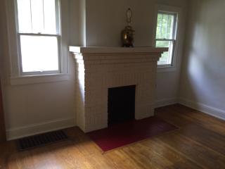 2828 Teeple St, Knoxville, TN 37917-3317