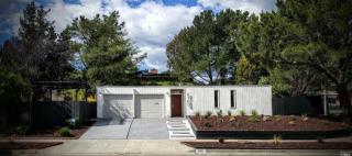 8180 Phaeton Dr, Oakland, CA 94605-4217
