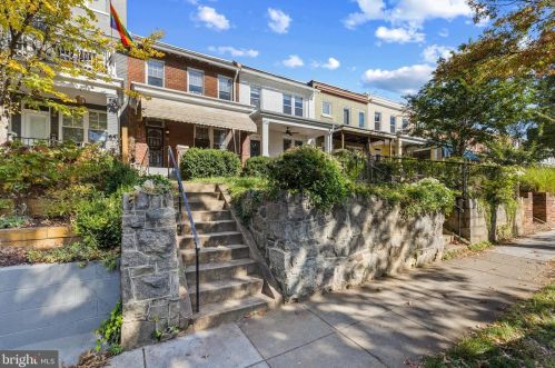 735 Irving St, Washington, DC 20010-1519