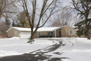 1564 Crestview Dr, Grafton, WI 53024-1208