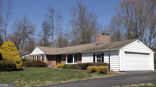 827 Pine Tree Rd, Miquon, PA 19444-1607