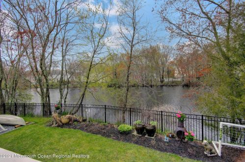 165 Taft Dr, Bricktown NJ  08724-3267 exterior