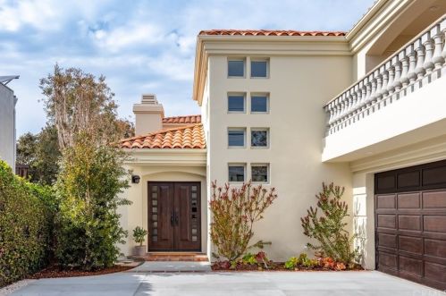 1613 5th St, Manhattan Beach, CA 90266-6341