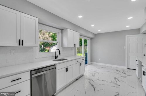 188 Tiffany Ln, Willingboro NJ  08046-3855 exterior