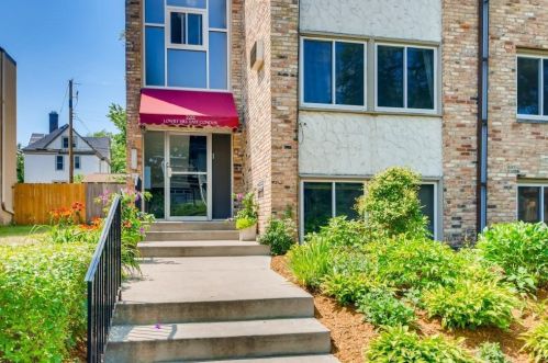 2212 Aldrich Ave, Minneapolis, MN 55405-2862