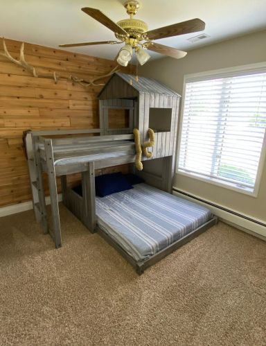 9394 Olcott Ave, Dyer IN  46373-9234 exterior