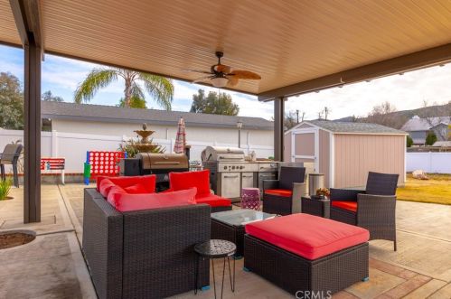 20655 Union St, Wildomar CA  92595-9256 exterior