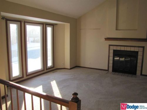 13310 35th St, Bellevue, NE 68123-2231