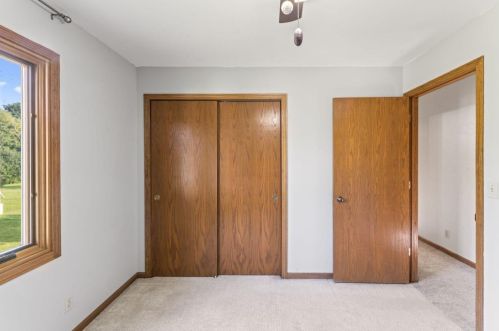 8219 57 Ave, Kenosha WI 53142-4728 exterior