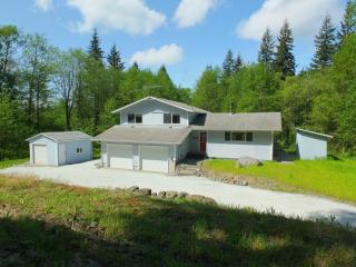 18516 46th Ave, Camano Island, WA