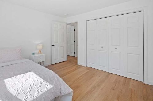 124 Mashpee Neck Rd, Mashpee MA  02649-3606 exterior