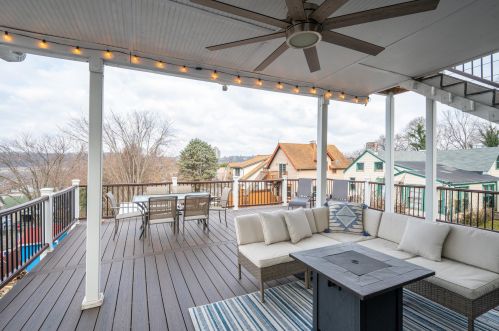 111 10th Ave, Newport KY  41074-1412 exterior