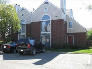 535 Donofrio Dr, Madison WI 53719-2850 exterior