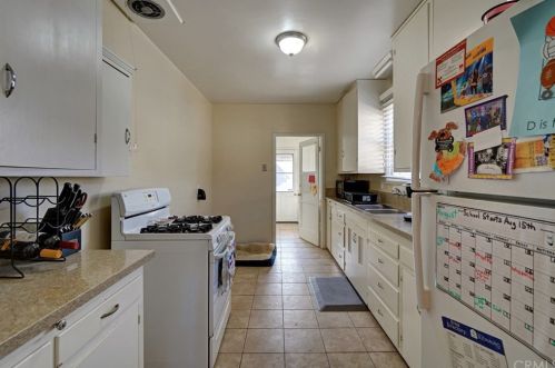 425 Laurel Ave, Brea CA  92821-6632 exterior