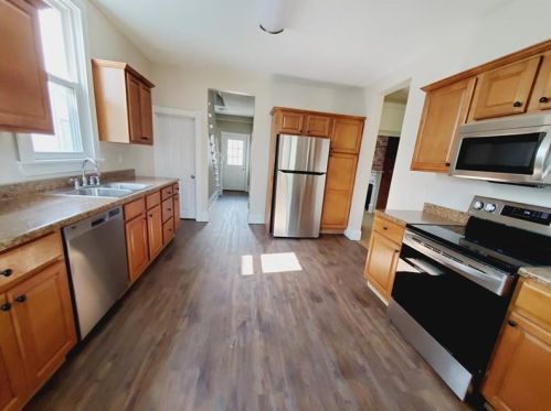 24 Avenue B, Latrobe, PA 15650-3207