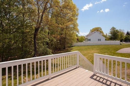 2 Chestnut Way, Methuen MA 01844-2692 exterior