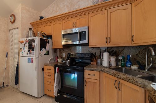 5886 Golden Eagle Cir, West Palm Beach FL  33418-1528 exterior